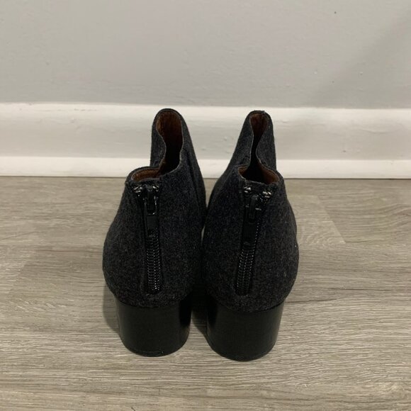 Bettye Muller Women Ankle Grey Pointy Boots Size 8M - Picture 5 of 6